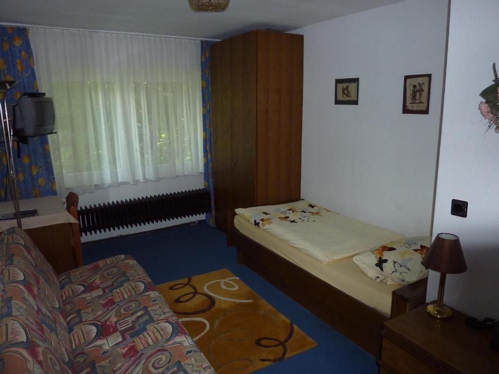 Hotel Heidehaus Менхенгладбах Номер фото